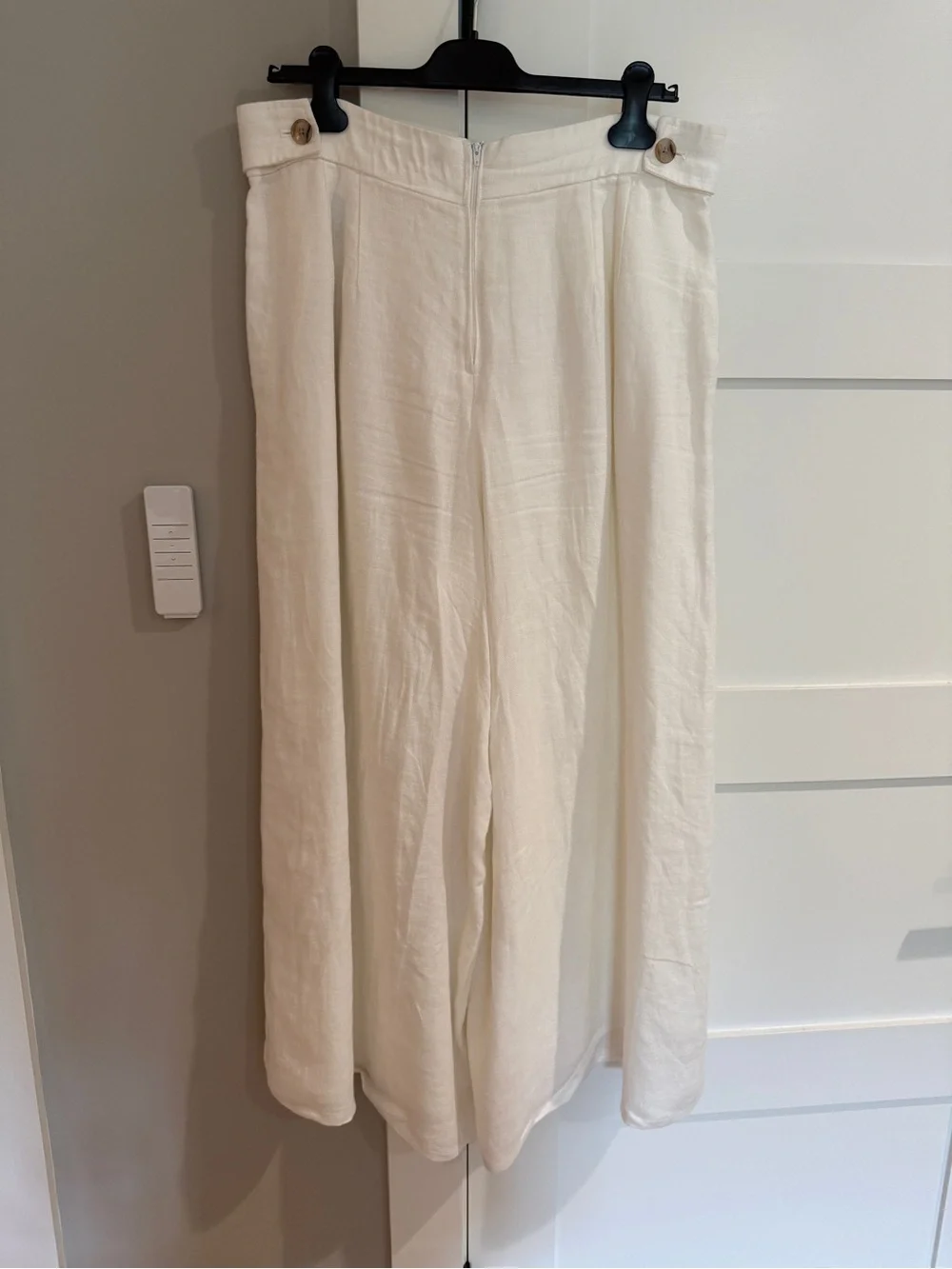 Banana Republic Lina Linen Ultra Wide-Leg Trousers